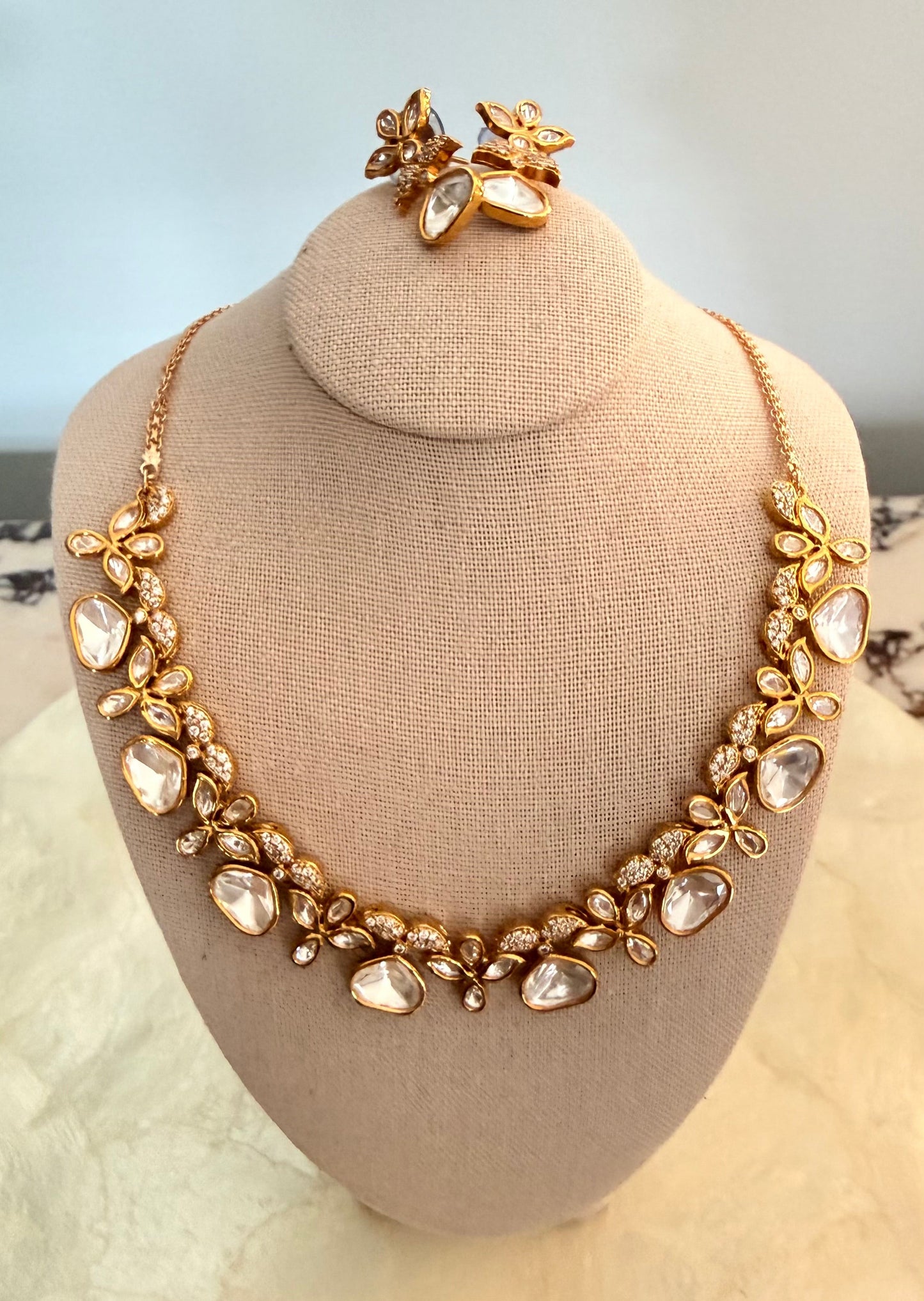 Petals Necklace Set