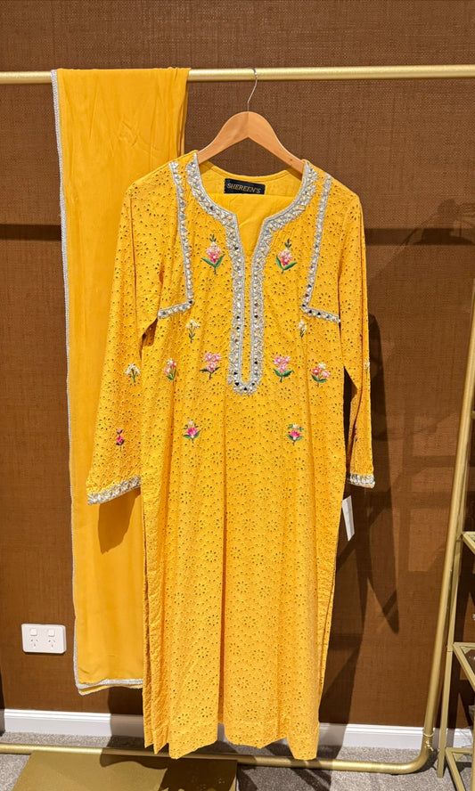 Yellow Chikan Kari