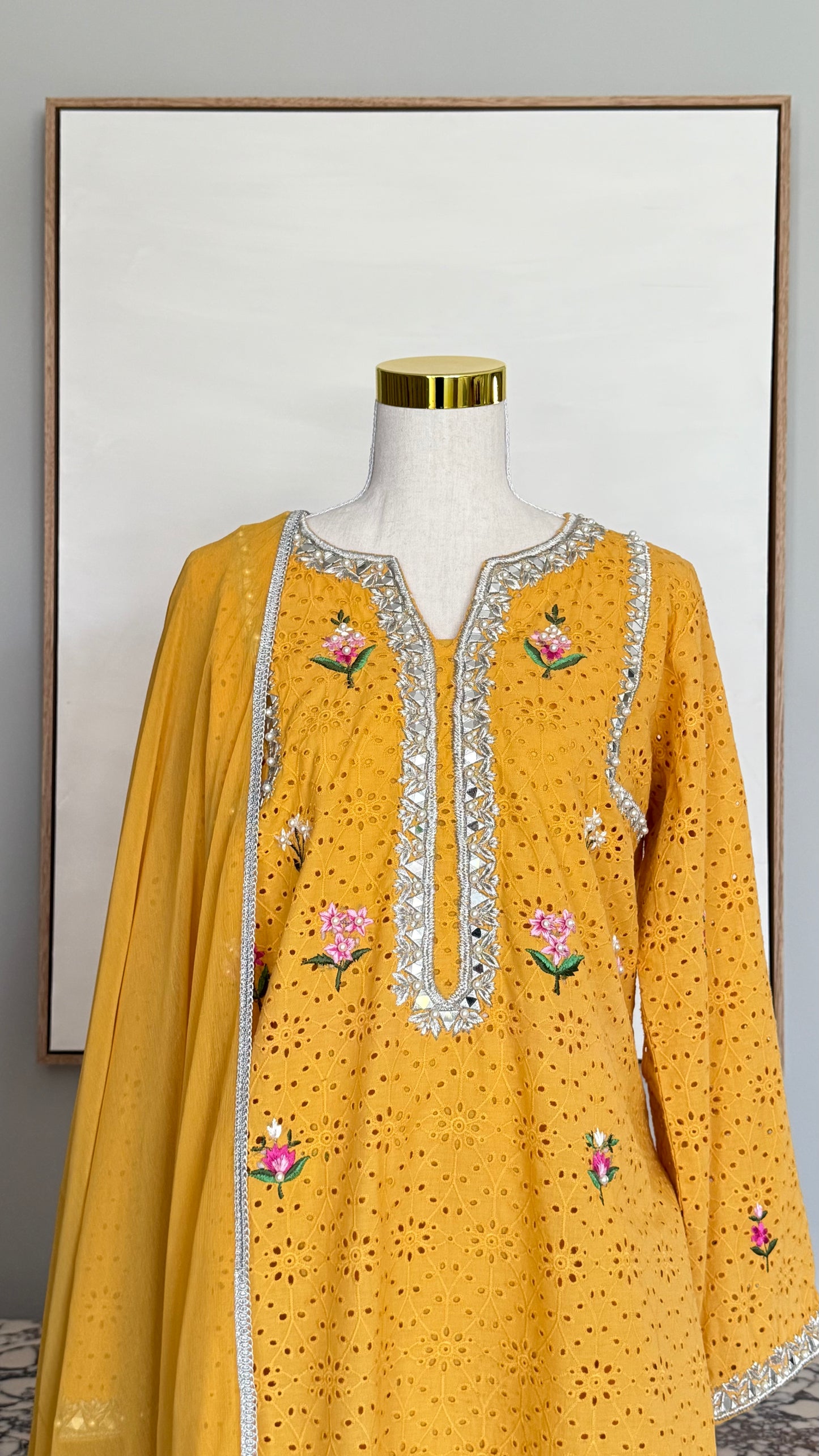 Yellow Chikan Kari