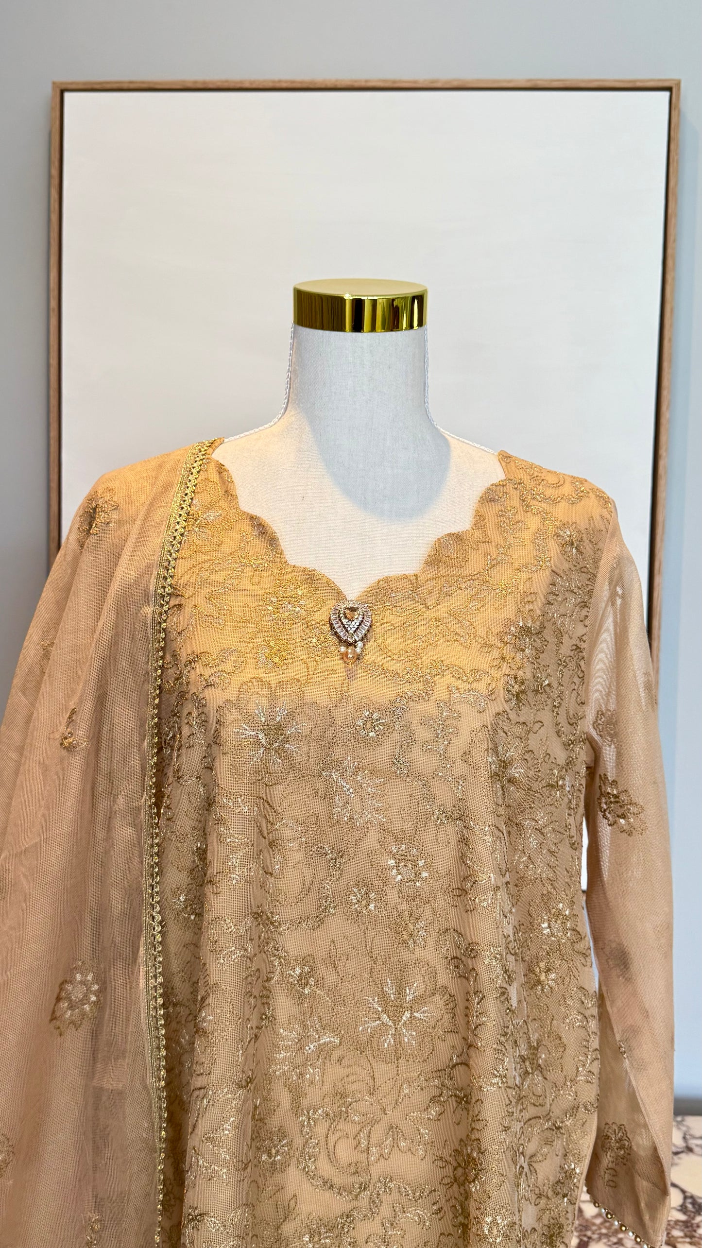 BRILLIANT Beige
